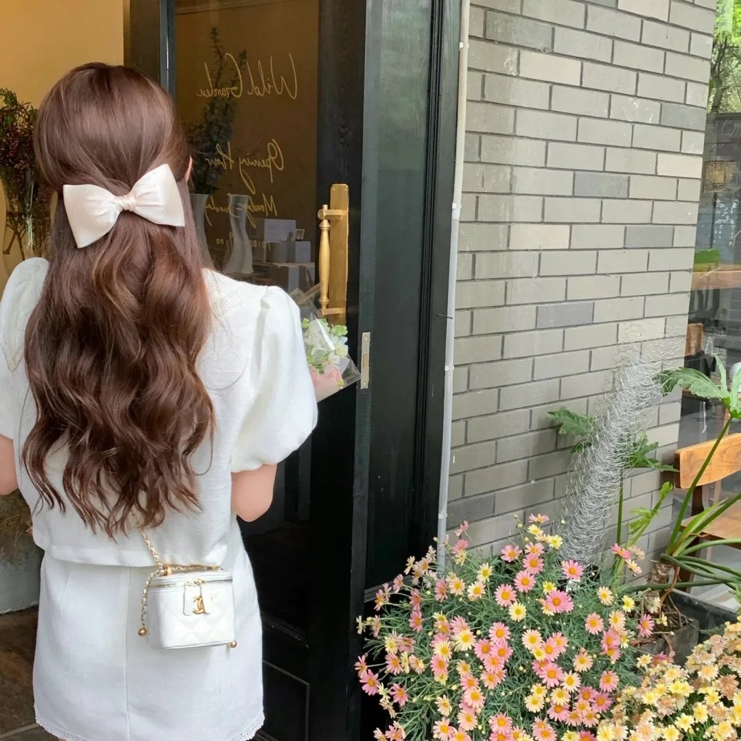 男人嬉春